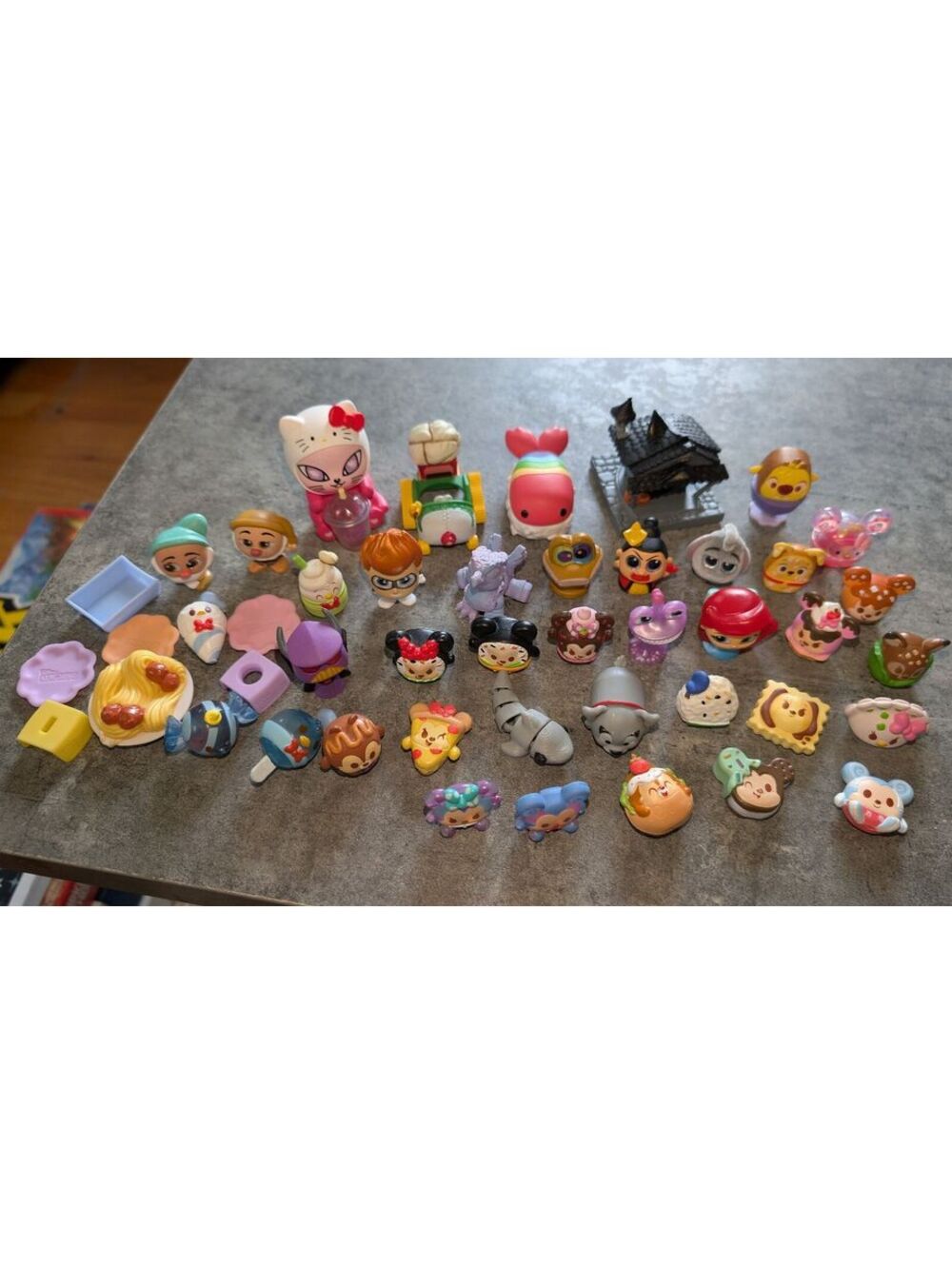 Disney Tsum Tsum & Munchlings Mini Figures & Accessories Toys Lot 40+ Collector